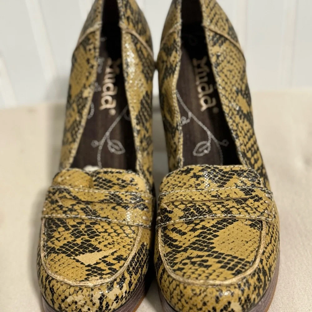 Y2K Mudd Platform Loafer Heels Snakeskin Print Chunky Block Heel Women's Size 6‎